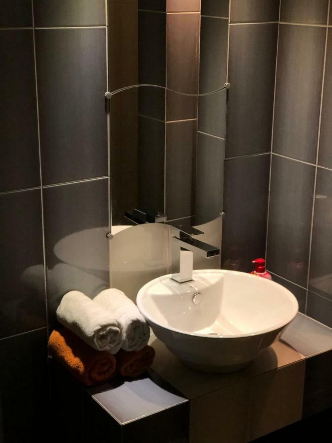 Apartament Tipton Appartement Jelenia Góra Buitenkant foto